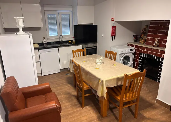 Lägenhet Refugio Do Alto De Levira